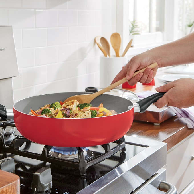 Ginny&#39;s Essential Family Pan with Lid, , large