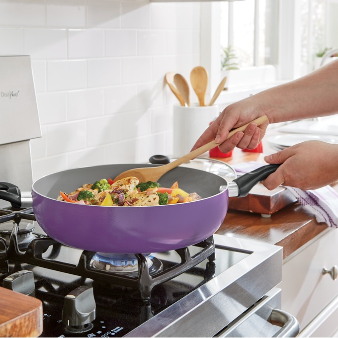 Ginny&#39;s Essential Family Pan with Lid, , large